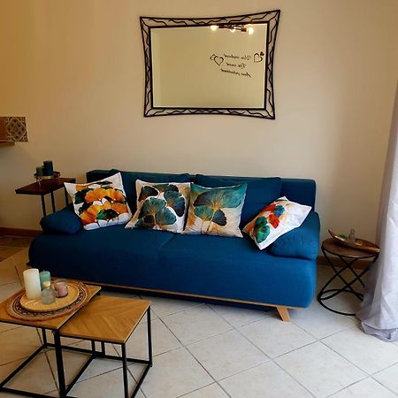 Location De Vacances T2 Non Loin D'Aix Et Marseille Pourrieres Екстериор снимка